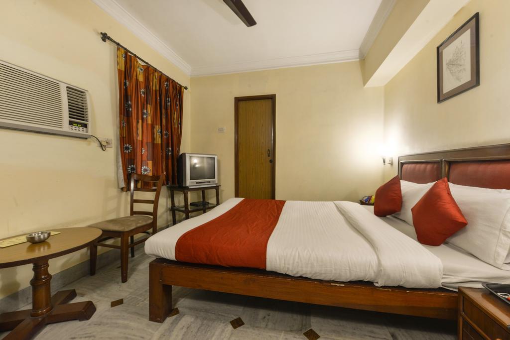 Camac Plaza Hotel Calcutta Buitenkant foto