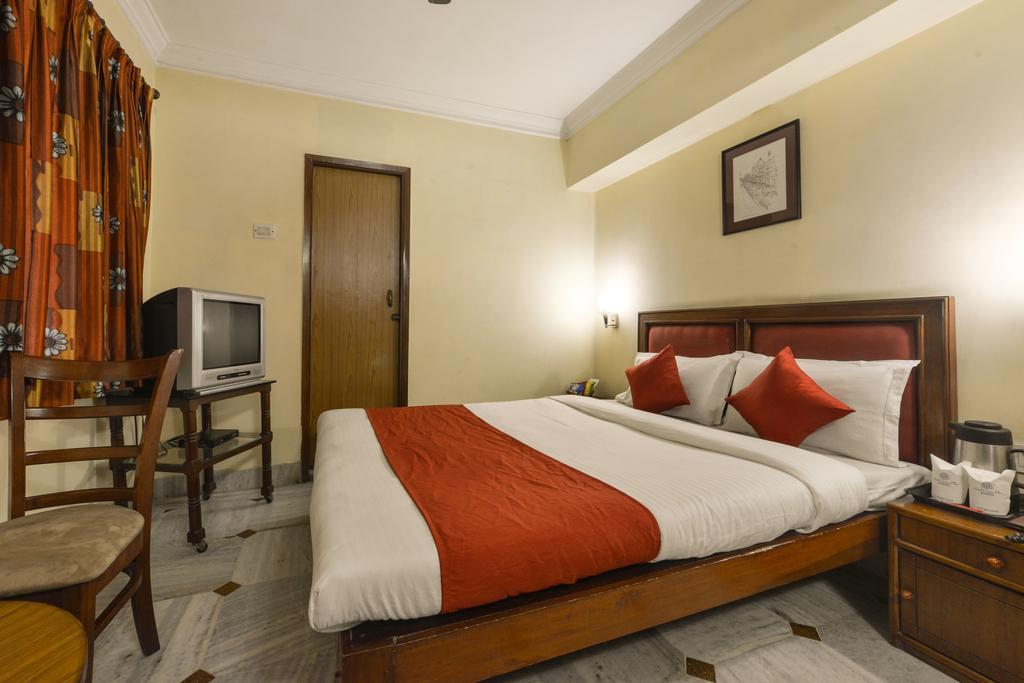 Camac Plaza Hotel Calcutta Kamer foto