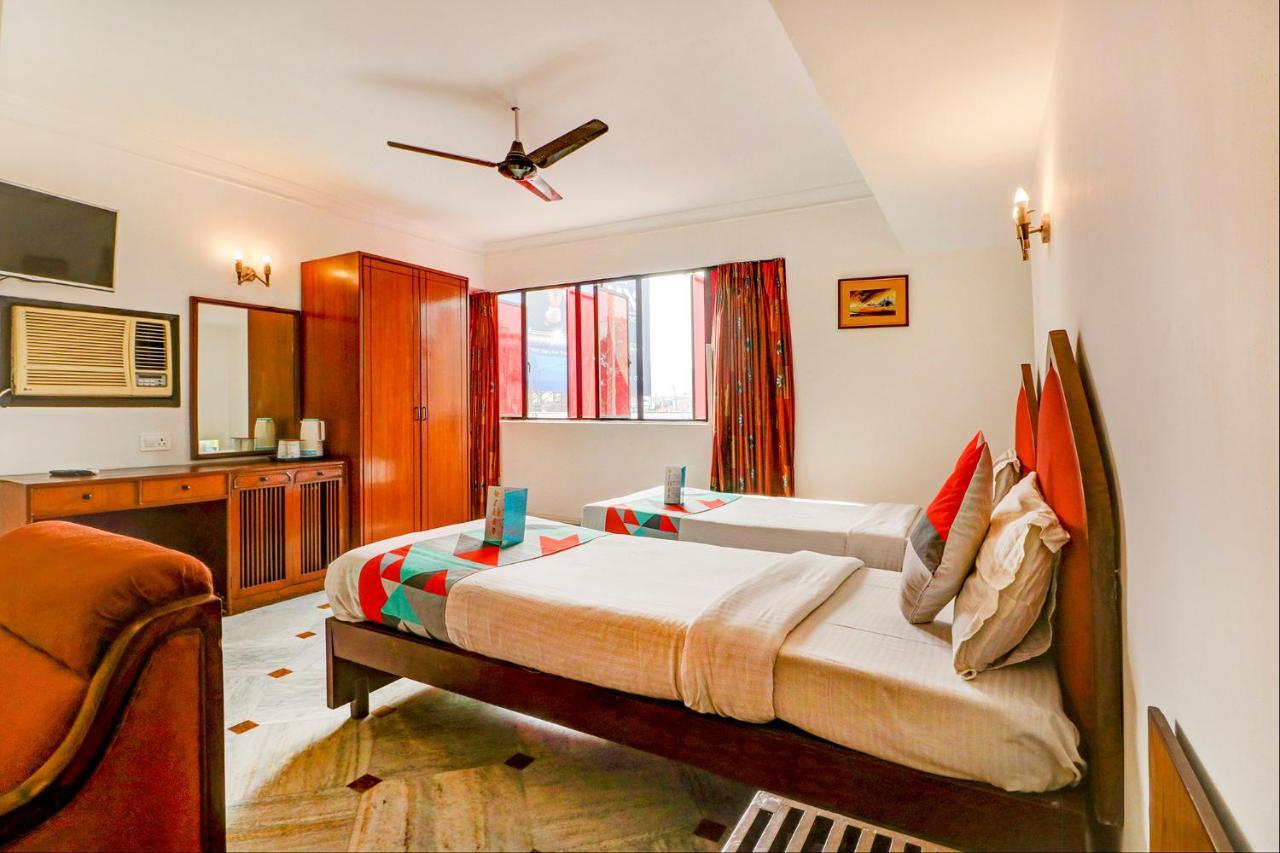 Camac Plaza Hotel Calcutta Buitenkant foto