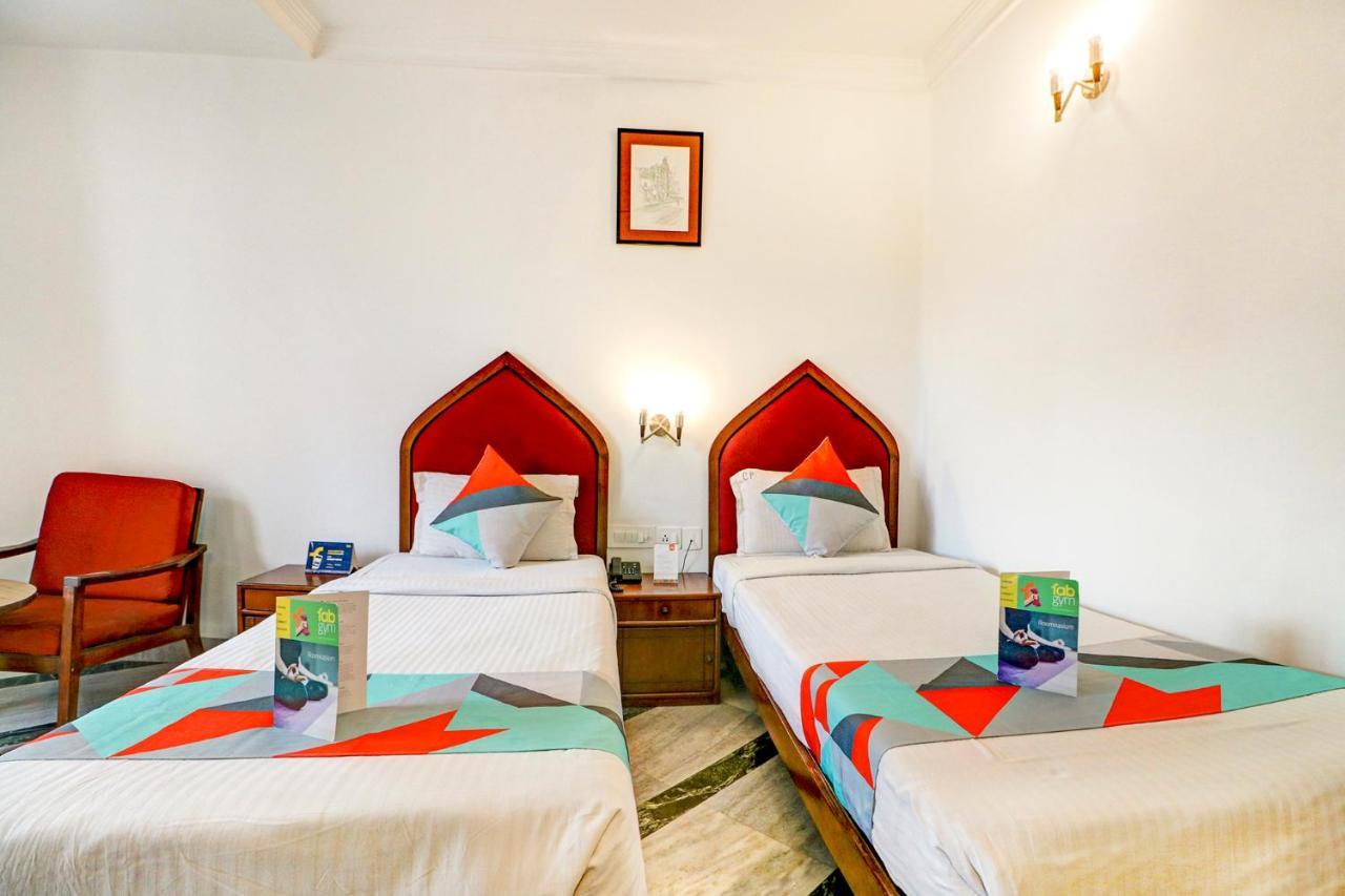 Camac Plaza Hotel Calcutta Buitenkant foto