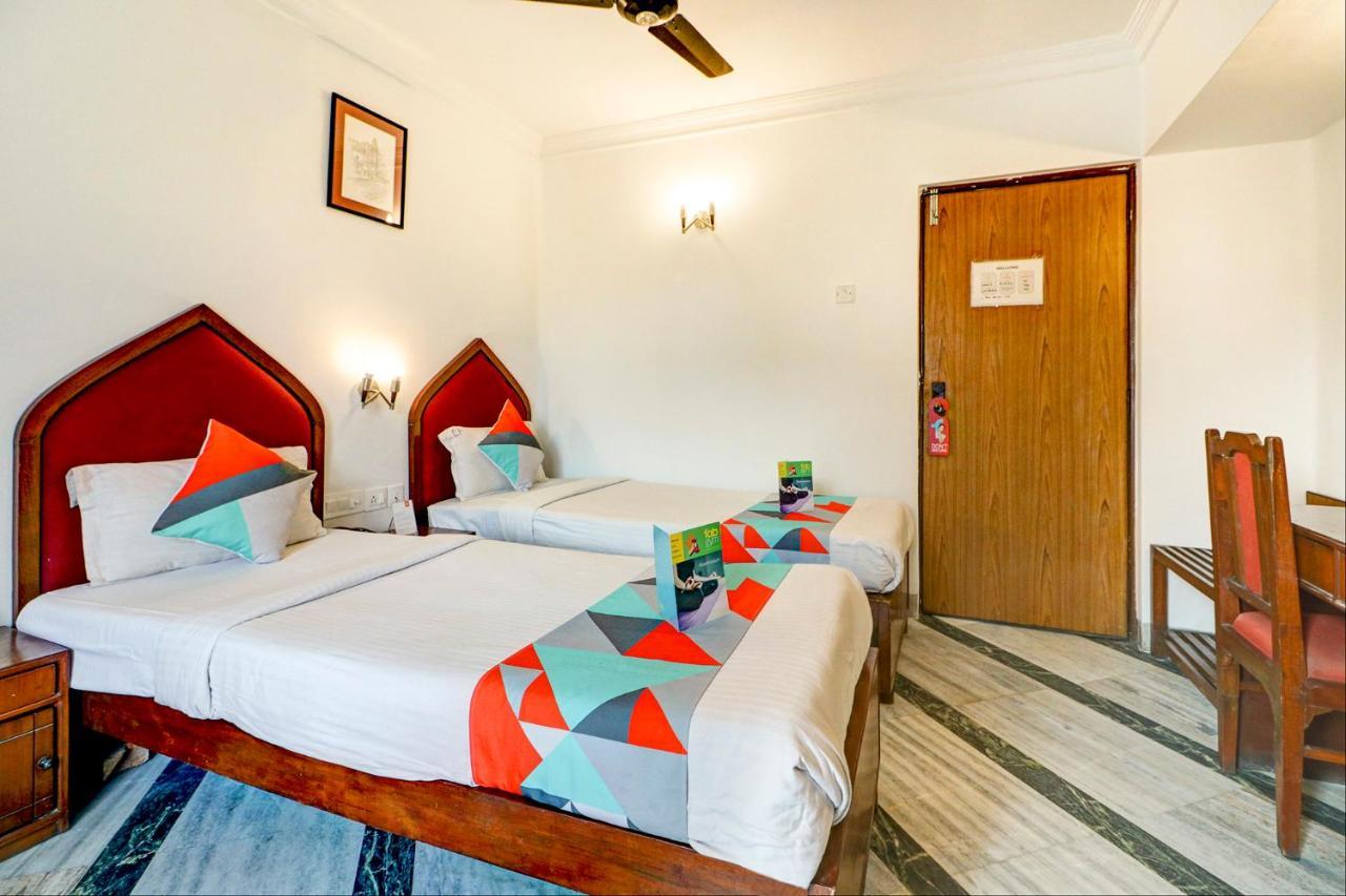 Camac Plaza Hotel Calcutta Buitenkant foto